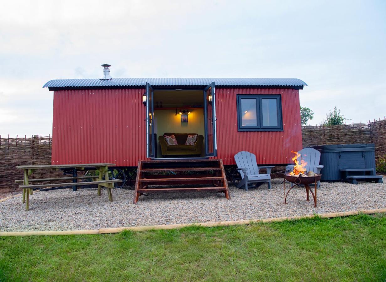 The Gambo Shepherd'S Hut Kidwelly Exterior photo